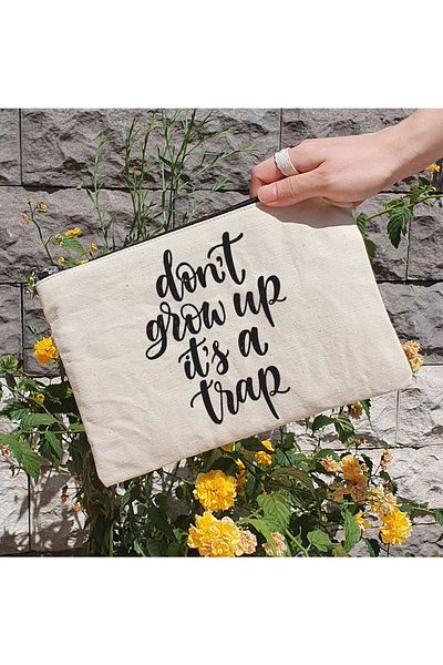 PEKSHOP Τσάντα Clutch - Dont Gros Up Its A Trap Written Lined Makeup Bag