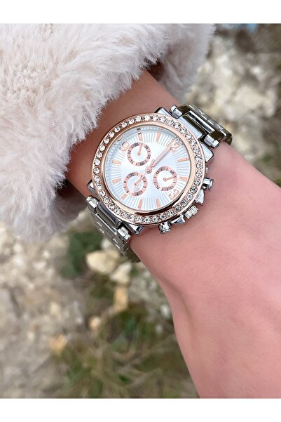 LOOQ Stone Detailed Women's Wristwatch