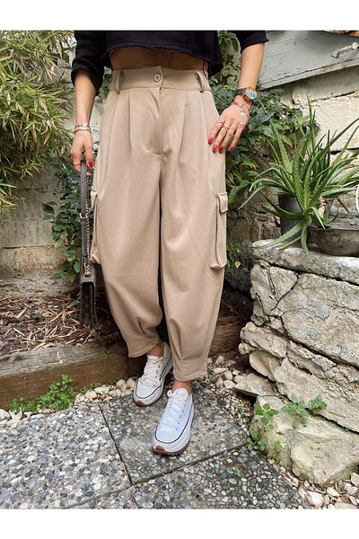 Laluvia Kamelfarbene Cargo-Taschenhose
