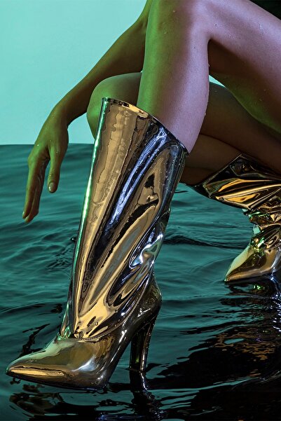 ALLSENCES Gold Boots