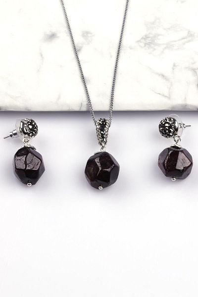 Alibaba Doğaltaş Garnet - Lal Natural Stone Necklace - Earrings Set of 2