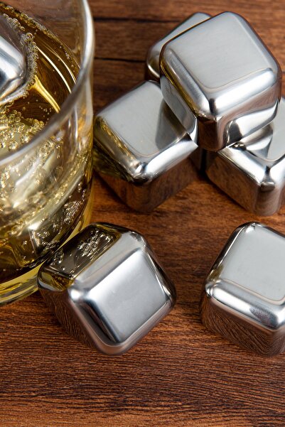 TechnoStation Kimyasal Olmayan Ve Sağlığa Zararlı Olmayan Içkinizi Kolayca Soğutan Pratik 4'lü Metal Buz Küpleri