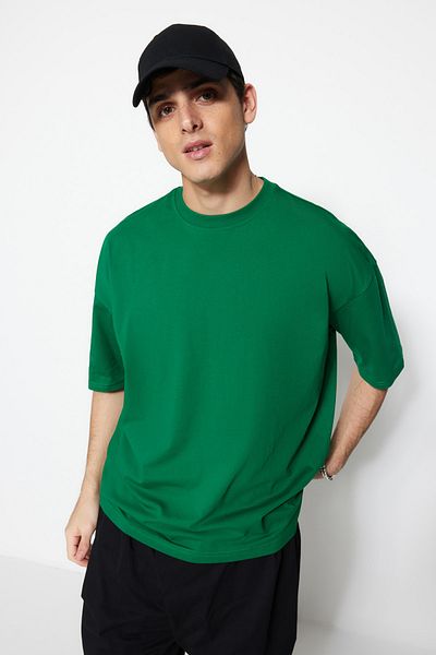Trendyol Collection Зелена футболка з принтом на спині зі 100 бавовни з коротким рукавом TMNSS23TS00168