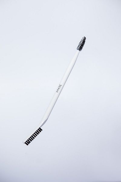 Pnkre Double Sided Eyebrow Brush