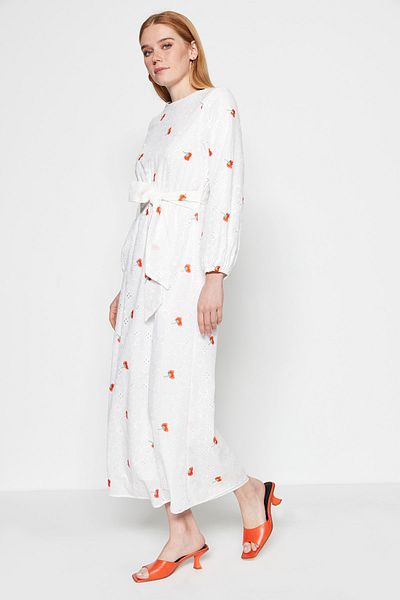 Trendyol Modest Kleid - Weiß - A-Linie