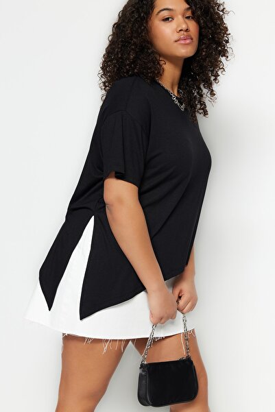 Trendyol Curve Μαύρη ασύμμετρη 100% βαμβακερή πλεκτή μπλούζα συν μέγεθος TBBSS23AF00033