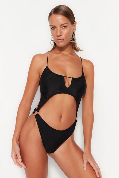 Trendyol Collection Schwarzer Rundhals-Badeanzug mit Cut-Out/Fenster und hohem Beinausschnitt TBESS23MA00029