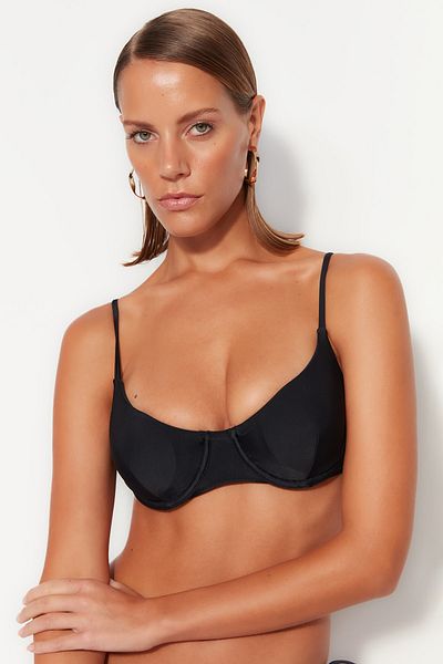 Trendyol Collection Μαύρο Underwire Μπικίνι TBESS22BU0108