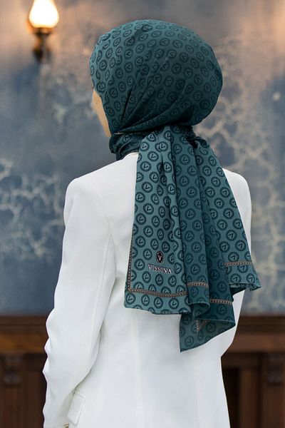 Vissona Γυναικείο σάλι πολυτελείας Medina Silk Emerald Green-10
