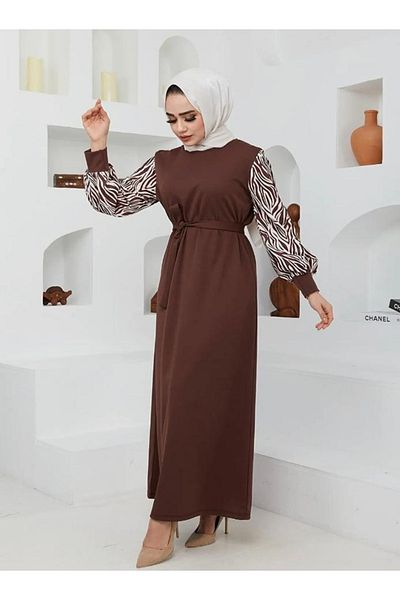 İPEK TUTUŞ Φόρεμα Hijab με μοτίβο Ζέβρα