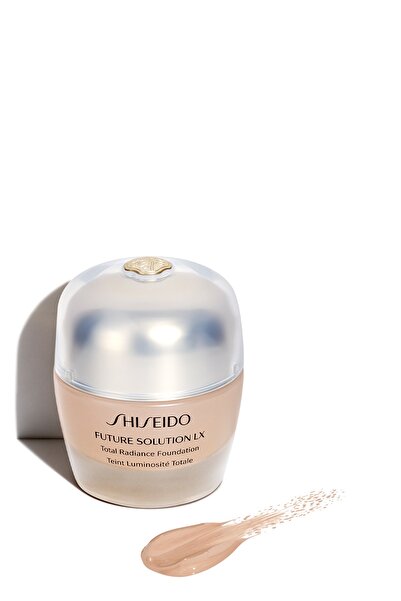 Shiseido Future Solutıon Lx Total Radiance Foundation R4 Spf20