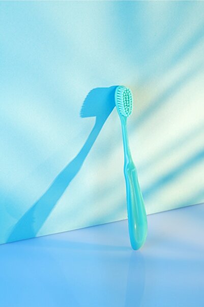 R.O.C.S. Elegance Collectıon Diş Fırçası 2 Adet – Orta Sert-yeşil Sap- Lacivert Sap-yeşil Kıl