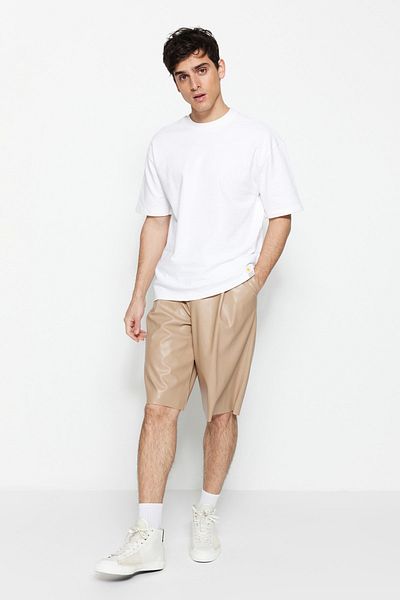 Trendyol Collection Hochwertiges, weißes, übergroßes, strukturiertes Basic-T-Shirt aus 100 % Baumwolle mit Etikett TMNSS23TS00074