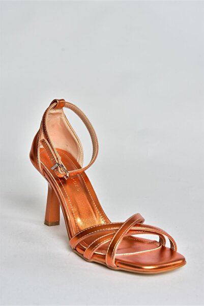 Fox Shoes Narancssárga vékony sarkú női cipő P518270909