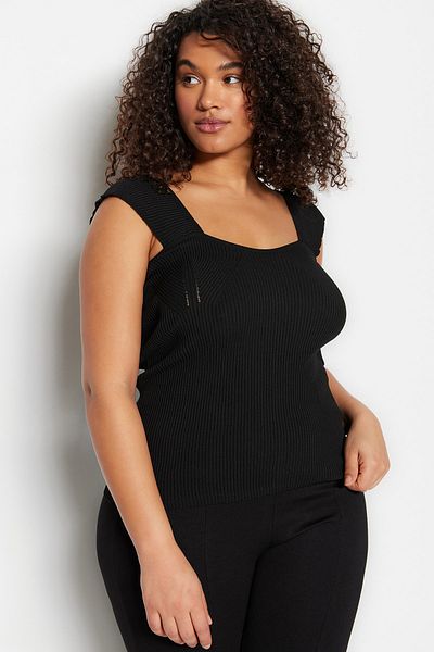 Trendyol Curve Tenká pletená halenka s výstřihem Black Sweetheart TBBSS23AF00021