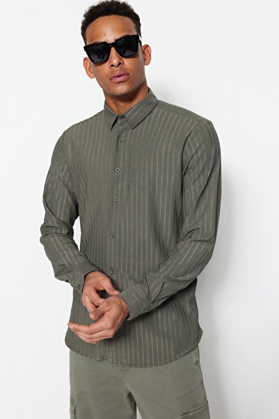 Trendyol Collection Χακί πλεκτό μακρυμάνικο πουκάμισο με λεπτή εφαρμογή - TMNSS23GO00054