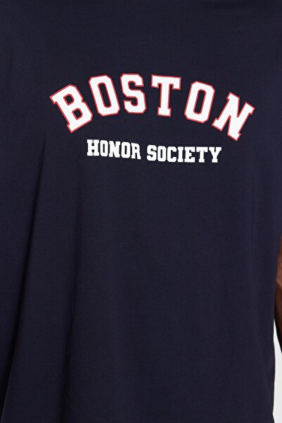 Trendyol Collection Sötétkék Oversize City nyomott pamut póló - TMNSS23TS00135