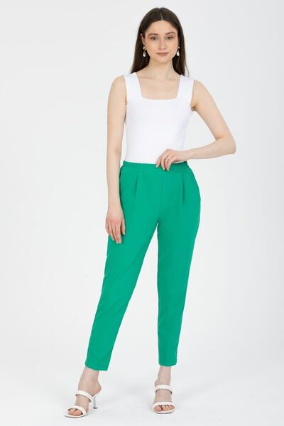 MD trend Women's Green Elastic Waist Double Pocket Carrot Cut Fabric Trousers