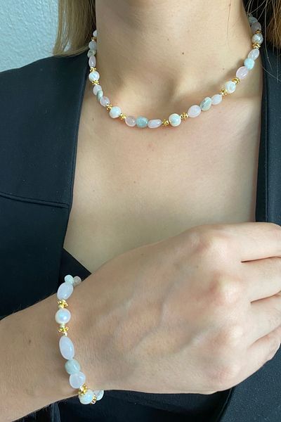 Suerte Accessories الوردي الكوارتز الزبرجد الحجر الطبيعي مايوركا اللؤلؤ اليدوية تصميم مخصص قلادة وسوار مزيج