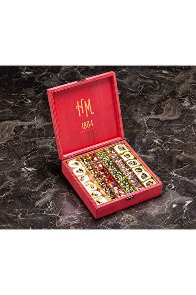 HAFIZ MUSTAFA 1864 Ahşap Kırmızı Kutu Karışık Lokum Kutusu