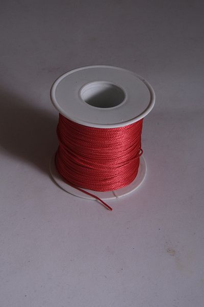Eskişehir hobi sanat 100 μέτρα λουλούδι ρόδι Χρώμα λεπτό κορδόνι αλεξίπτωτου μακραμέ βραχιόλι κολιέ κοσμήματα σχέδιο κορδόνι