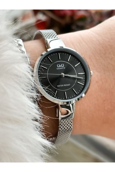 Q&Q Brand Steel Mesh Thin Cord Waterproof Silver Color Women's Wristwatch + Bracelet