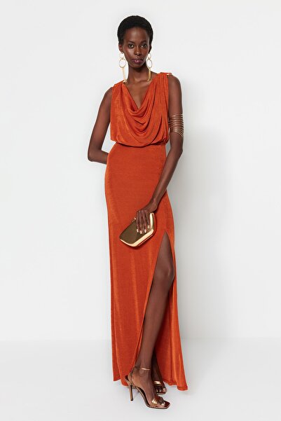 Trendyol Collection Dlaždicové pletené dlouhé večerní šaty TPRSS23AE00048