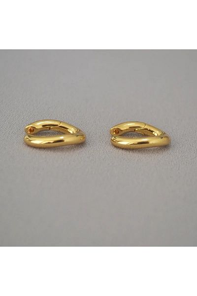 neslyaccessories حلق هالينسياكا