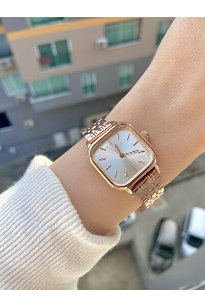 İSTLİV الحد الأدنى من ساعة اليد النسائية ذات اللون الوردي