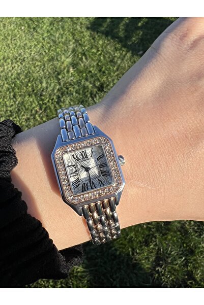 İSTLİV ساعة يد نسائية تناظرية باللون الفضي الوردي موديل عتيق من الفولاذ