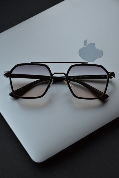 LOOKUP Metal Black Frame Cat Eye Women's Sunglasses