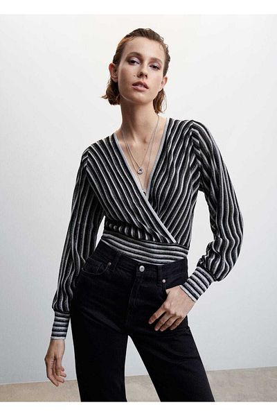 MANGO Woman Zweireihiger Pullover mit Streifen und Kragen