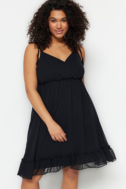 Trendyol Curve Černé tkané šifonové šaty TBBSS23AH00157