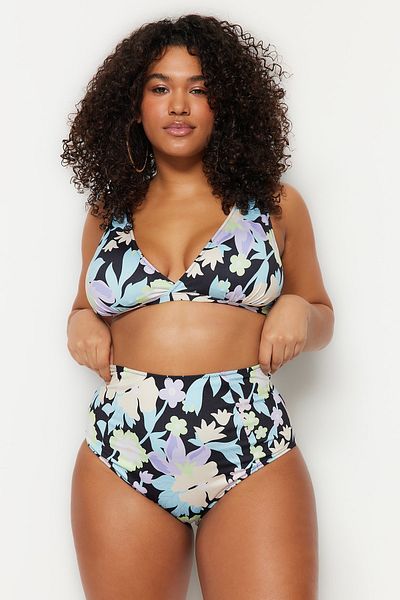 Trendyol Curve Mehrfarbige, floral gemusterte Bikinihose mit hoher Taille TBBSS23CR00007