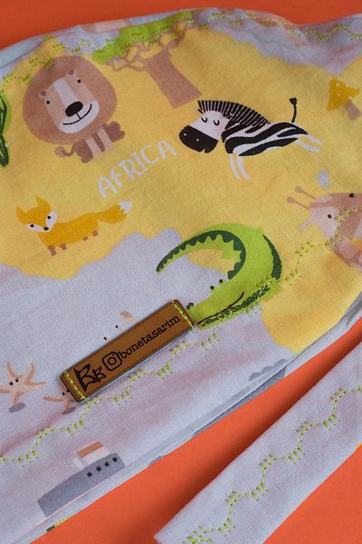 Best Bone Continents and Animals Patterned Surgical Bonnet