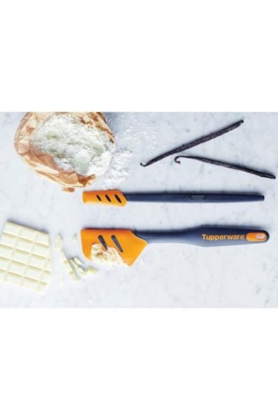 Tupperware Thick and Thin Design Spatula