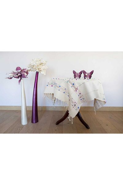lizzamoda Hand Embroidered Fiskos Tablecloth with Pompom
