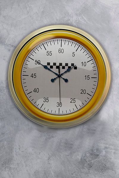 Kasva Concept Gift 40 cm Antique Metal Racing Wall Clock