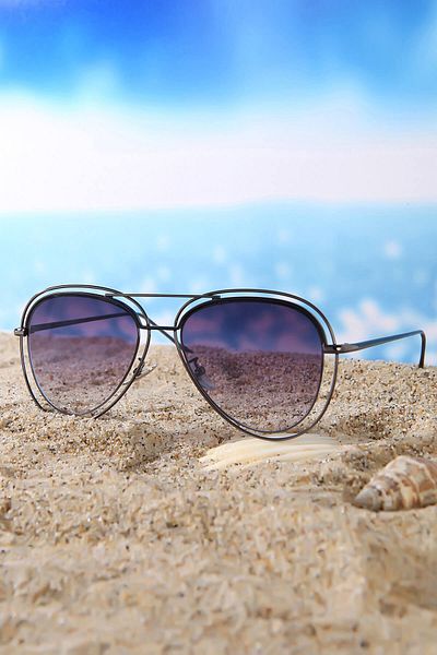 Di Caprio Women's Oval Sunglasses DTX1115B