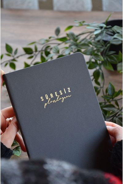 CoNotes 13×21 Cm Leather Thread Stitching Undated Agenda/Undated Planner