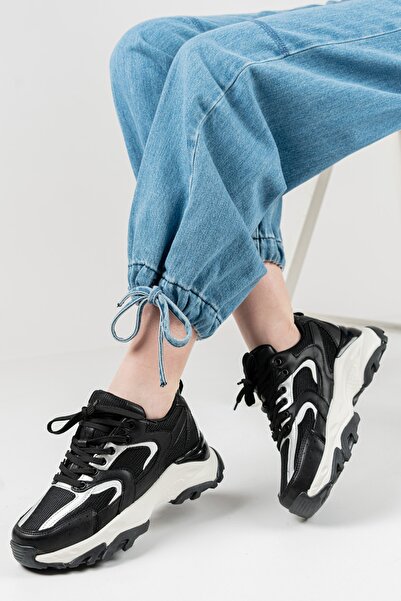 MASSOLE Γυναικεία αθλητικά παπούτσια με μαύρη δαντέλα με χοντρή σόλα New Seas...