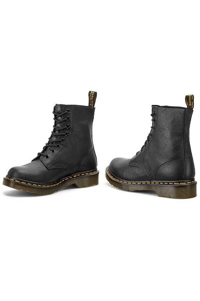Dr. Martens Stiefel - Schwarz - Flacher Absatz