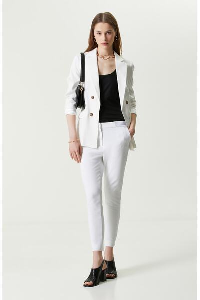 Network Siyah Kare Yaka Askılı T-shirt