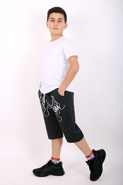 COSBA kids wear تي شيرت أساسي سادة ومجموعة كابري مطبوعة من الأعلى