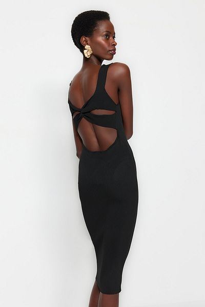 Trendyol Collection Βραδινό φόρεμα μαύρο εφαρμοστό πλεκτό TPRSS23EL00368