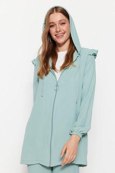 Trendyol Modest طقم بنطلون تونيك وبنطلون منسوج بكتف مكشكش من النعناع TCTSS23US00093