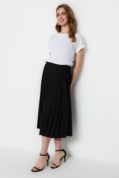 Trendyol Collection Skirt - Black - Midi
