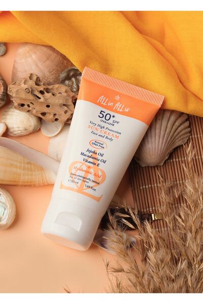 All in All is Hyalüronik Asit Ve Jojoba Yağı Içeren Spf 50+ Tüm Ciltler Için ...