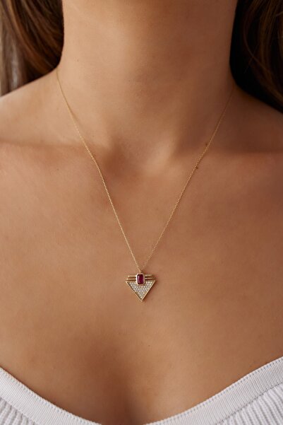 YAVUZ KUYUMCULUK 14 Ayar Altın Kırmızı Taşlı Üçgen Kolye