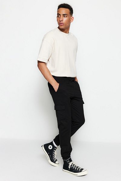 Trendyol Collection Μαύρο Jogger Sweatpants - Cargo Pockets και ελαστικά πόδια TMNSS20EA0028